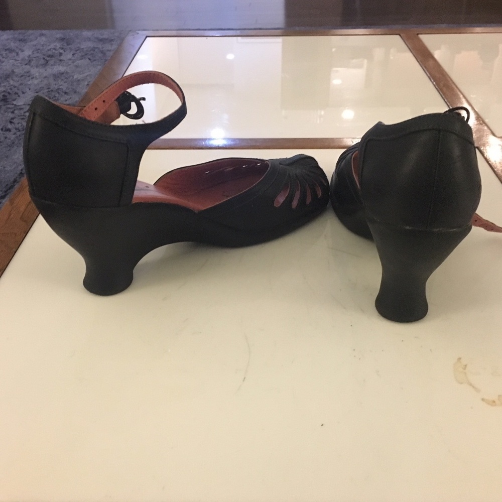 Vintage Fluevog pumps